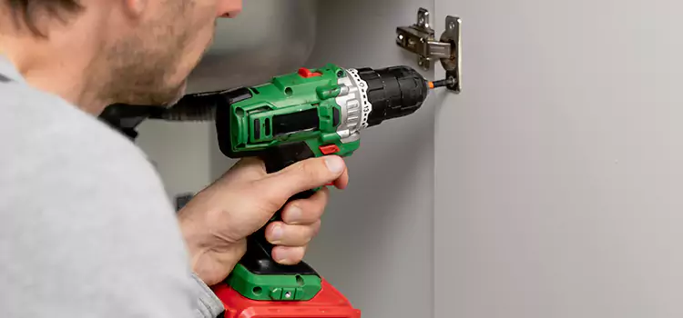 Commercial Door Hinge Repair Kihei