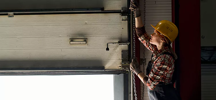 Addressing Common Garage Door Stoppage Issues in Kihei, HI